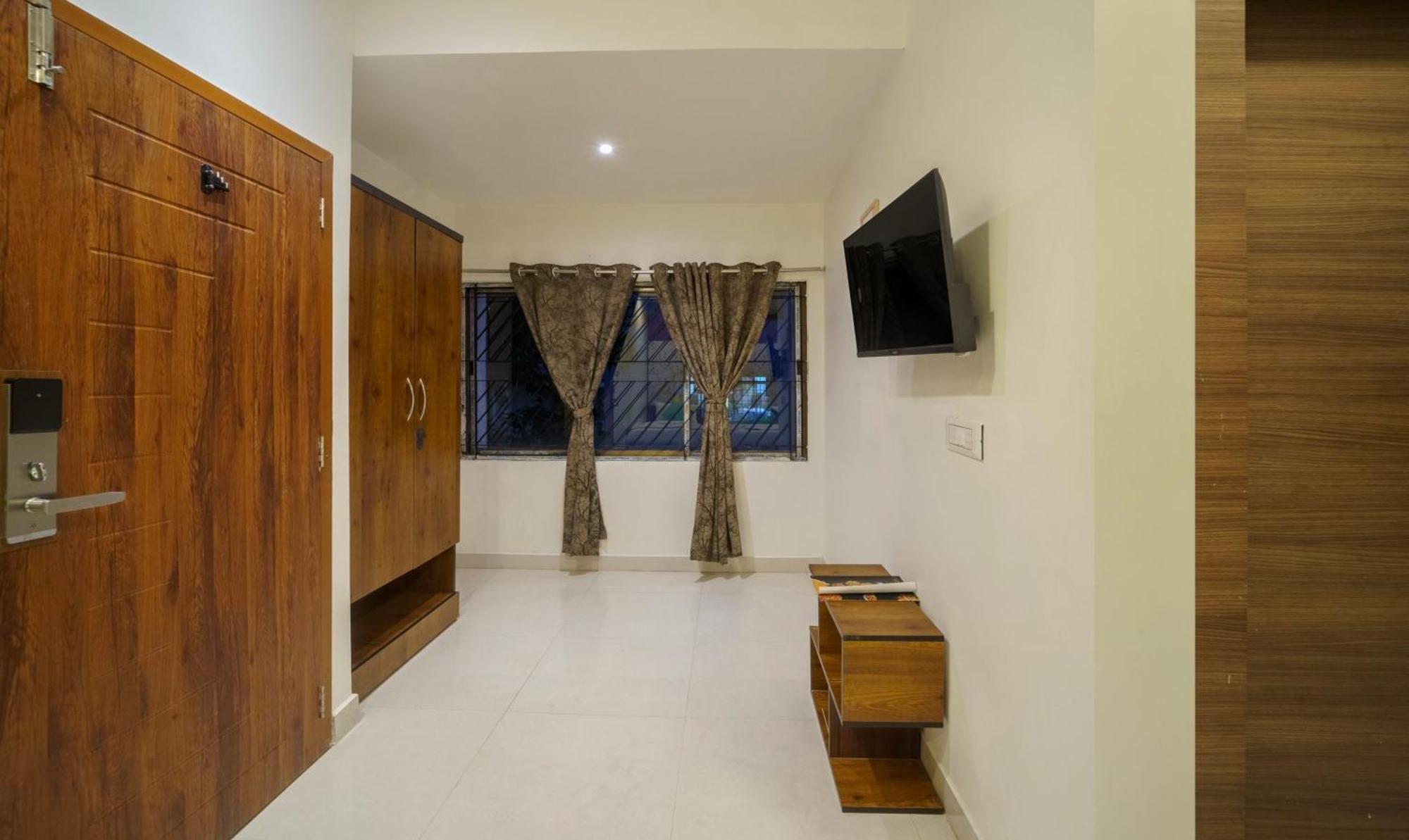 Treebo Park Palace Guwahati Bagian luar foto